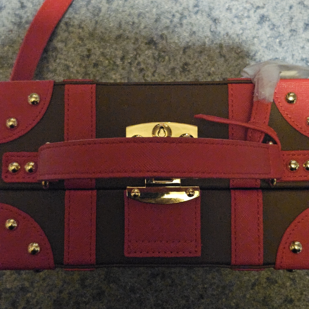 Loungefly Brown and Red Hogwarts Crossbody Bag - Picture 4 of 7